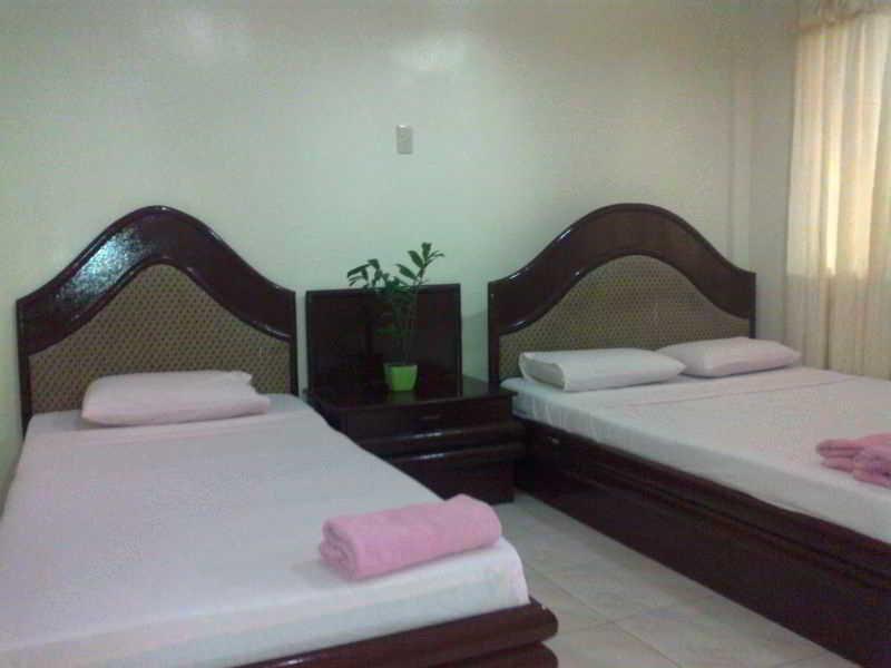 Queen\'S Beach Resort Manoc-Manoc Zewnętrze zdjęcie