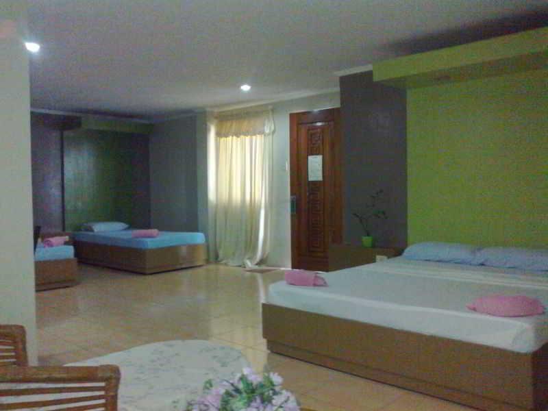 Queen\'S Beach Resort Manoc-Manoc Zewnętrze zdjęcie