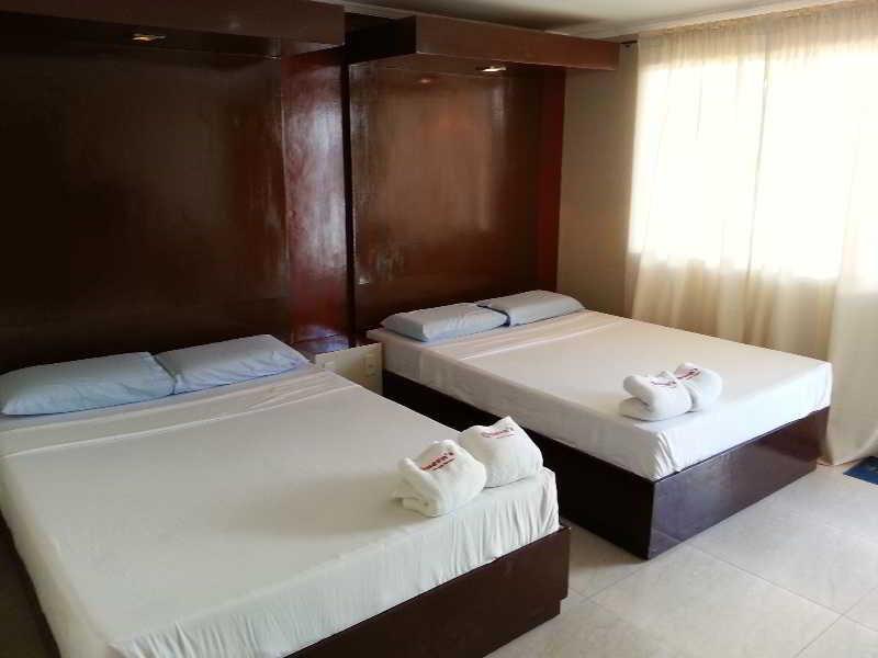 Queen\'S Beach Resort Manoc-Manoc Zewnętrze zdjęcie