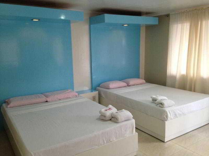 Queen\'S Beach Resort Manoc-Manoc Zewnętrze zdjęcie