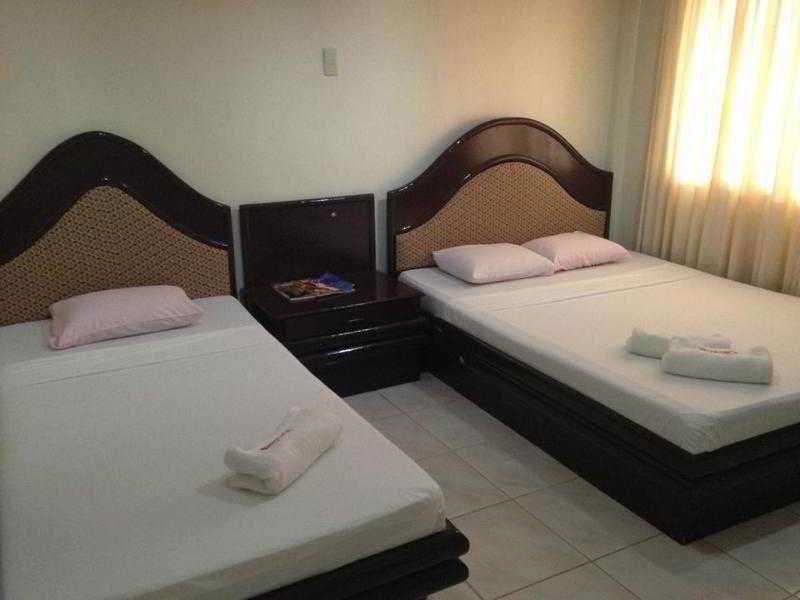 Queen\'S Beach Resort Manoc-Manoc Zewnętrze zdjęcie