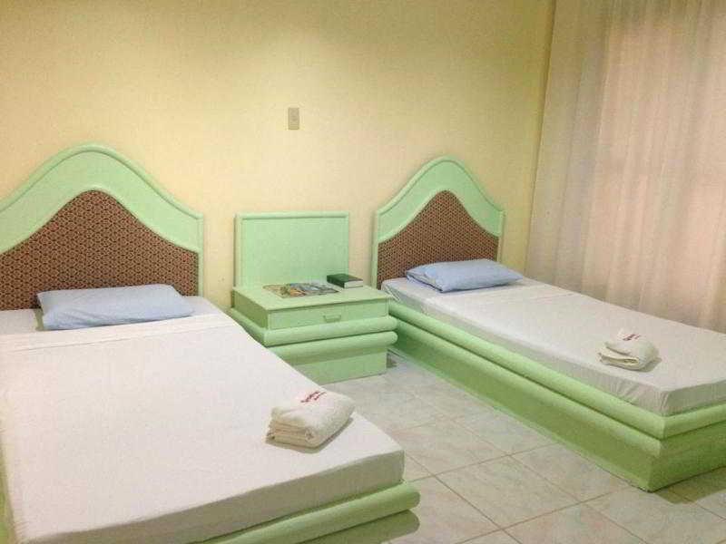 Queen\'S Beach Resort Manoc-Manoc Zewnętrze zdjęcie